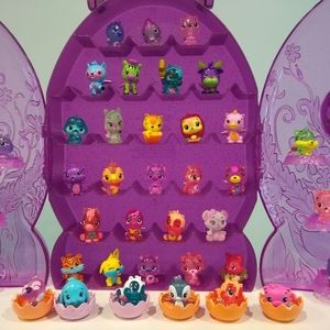 38 Hatchimals & 3 Eggs (Free case)